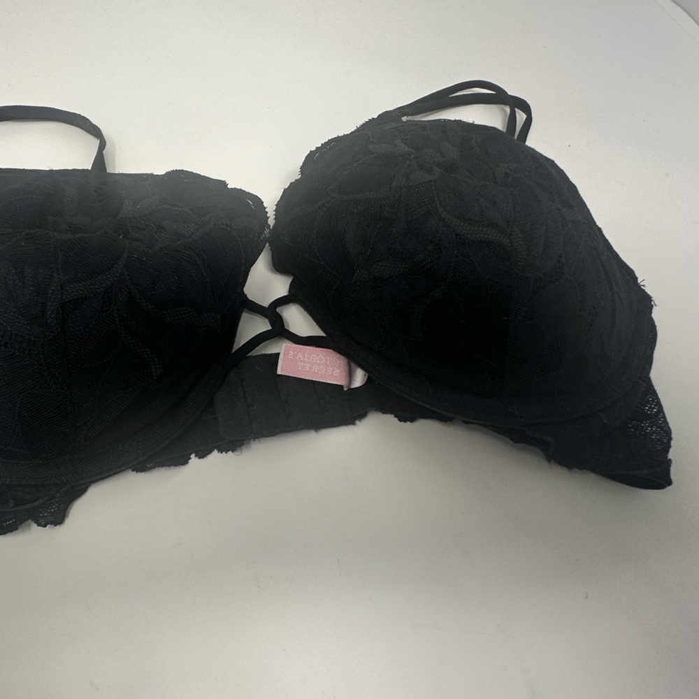Victoria’s Secret Black Bra 36D